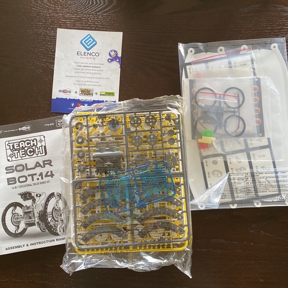 Elenco - Teach Tech Solar Bot.14 Solar Powered Robot Kit - STEM Learning - Picture 3 of 3